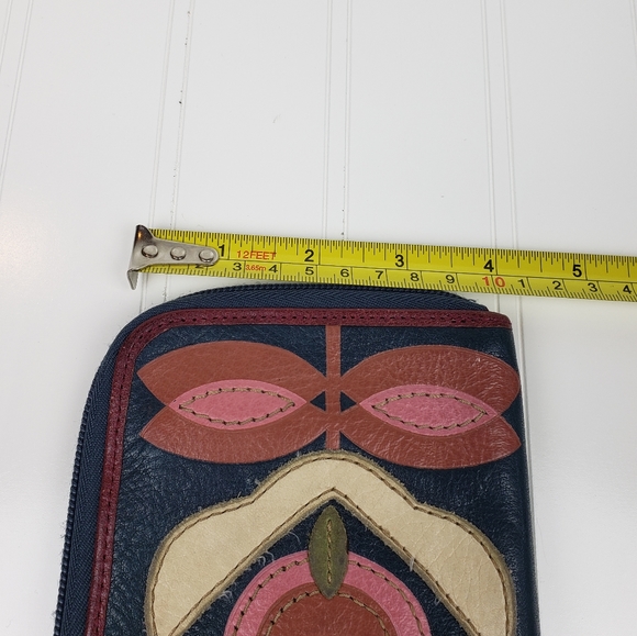 Fossil leather navy flower 2000's era clutch wristlet - Picture 11 of 11